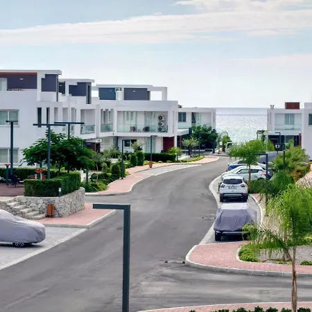 Luxury Four Seasons Life Sea Front 2+1 Boghaz