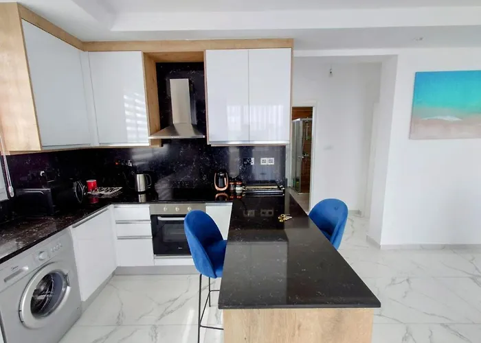 Luxury Four Seasons Life Sea Front 6-c